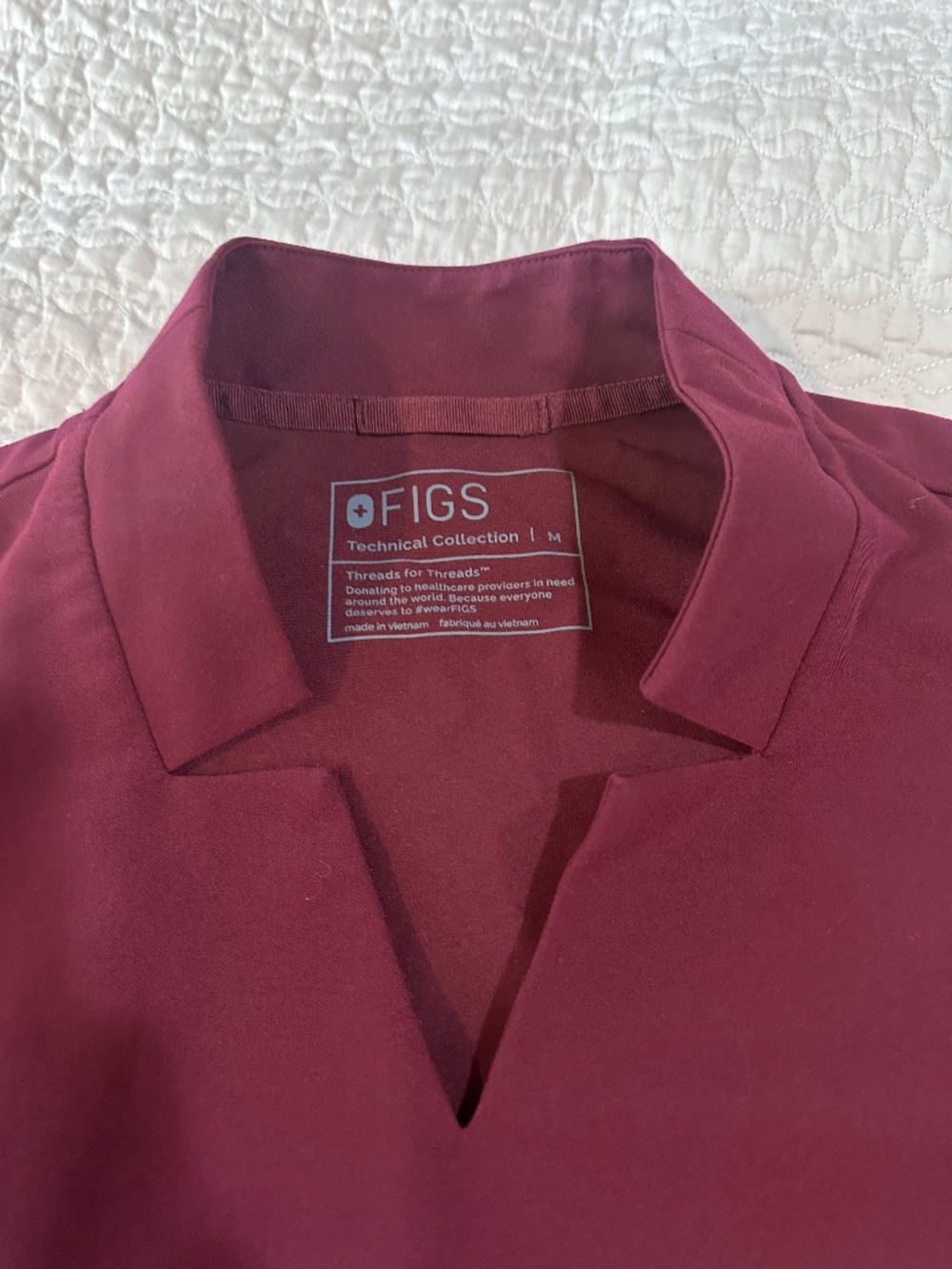 FIGS full set!! Size Medium Burgundy colour